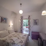Olive Apartment *